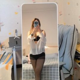 反差型小骚妇