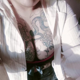 沈阳于洪区纹身妹妹