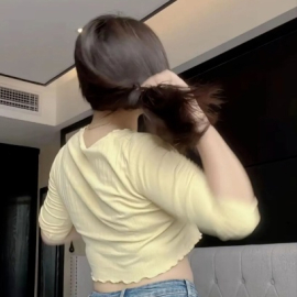 微胖爆乳女孩