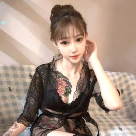 成都美乳纹身妹小井
