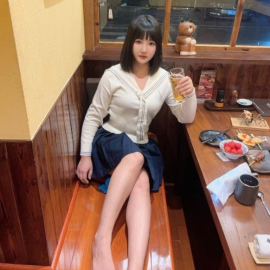 肤白大胸颜值老师