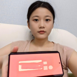 一线天的小妹妹