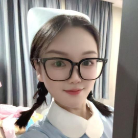 白云小护士依依