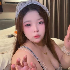嫩妹大波BBW桃桃